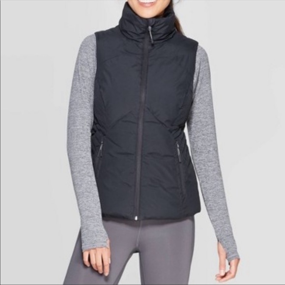 Champion Jackets & Blazers - 🎉HP🎉 C9 Champion Zip-up Puffer Vest with Pockets